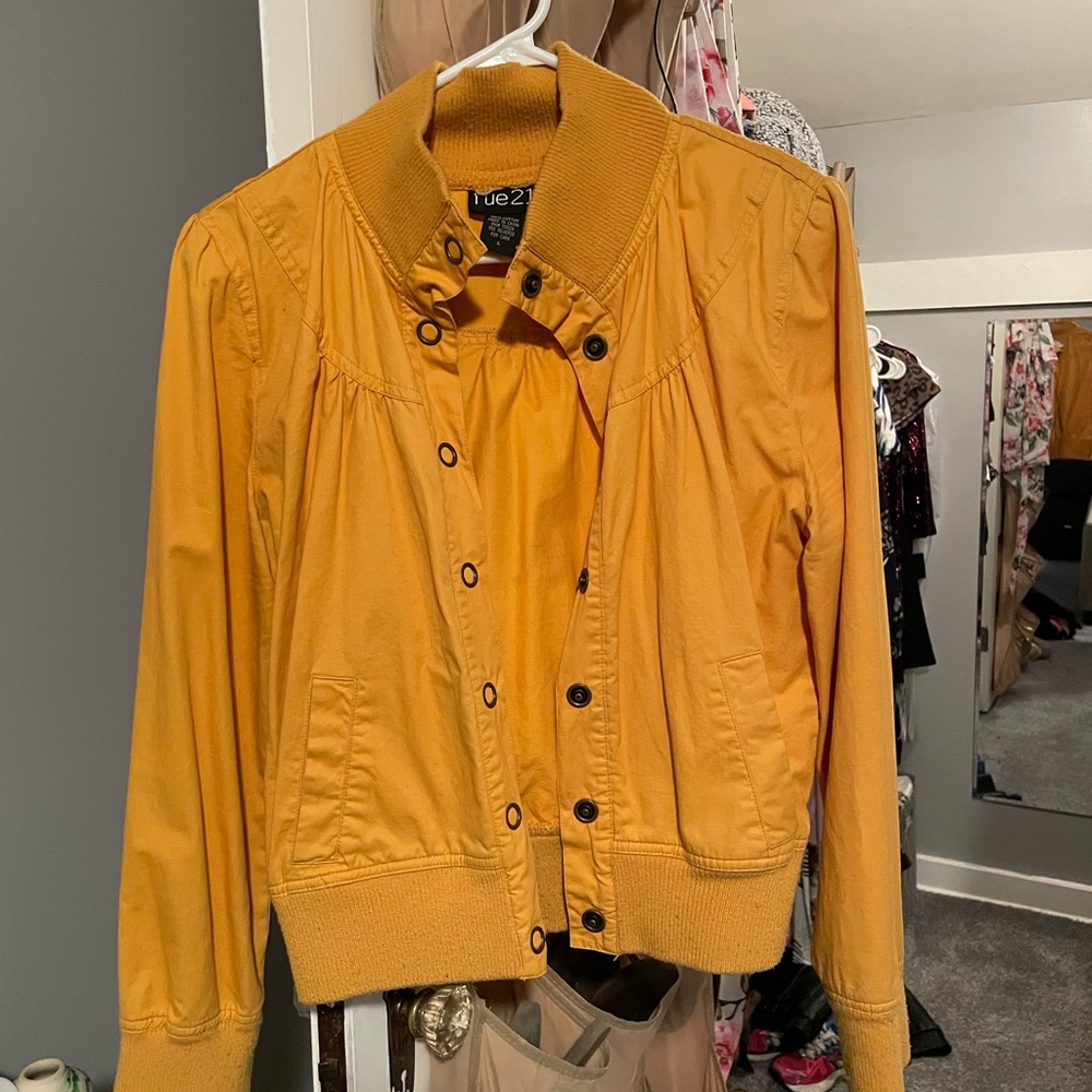 Iightweight jacket